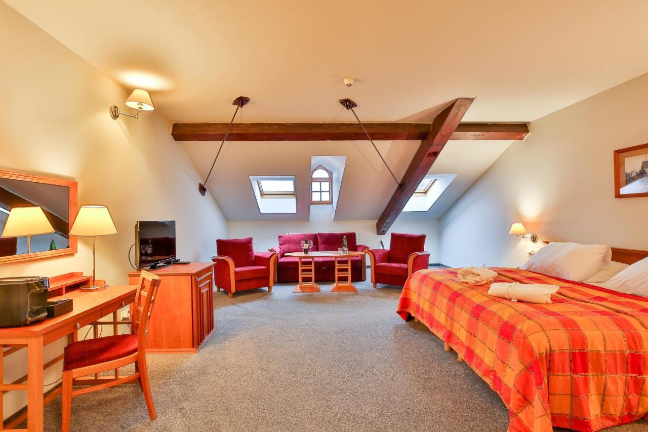 Lh Hotel Dvorak Tabor Congress & Wellness エクステリア 写真