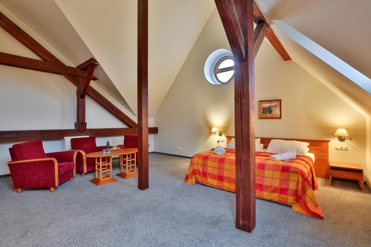 Lh Hotel Dvorak Tabor Congress & Wellness エクステリア 写真