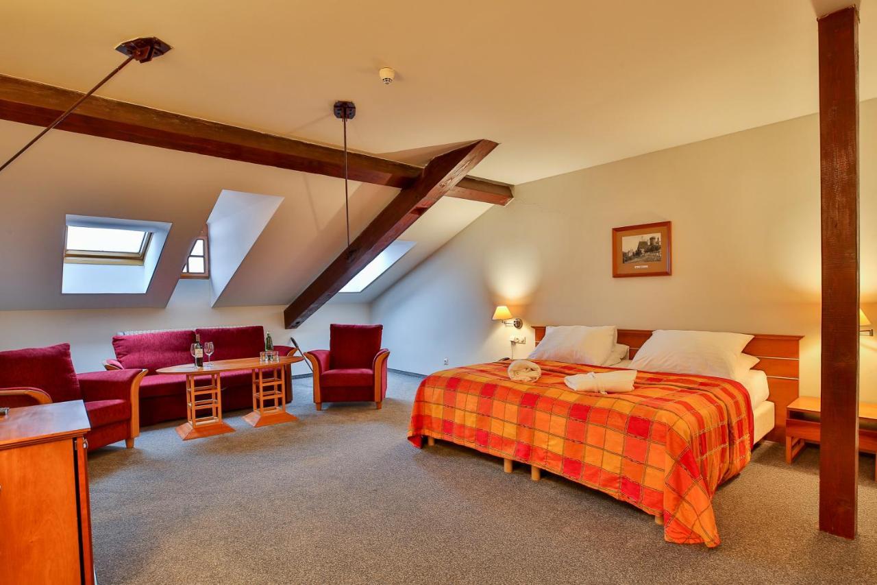 Lh Hotel Dvorak Tabor Congress & Wellness エクステリア 写真